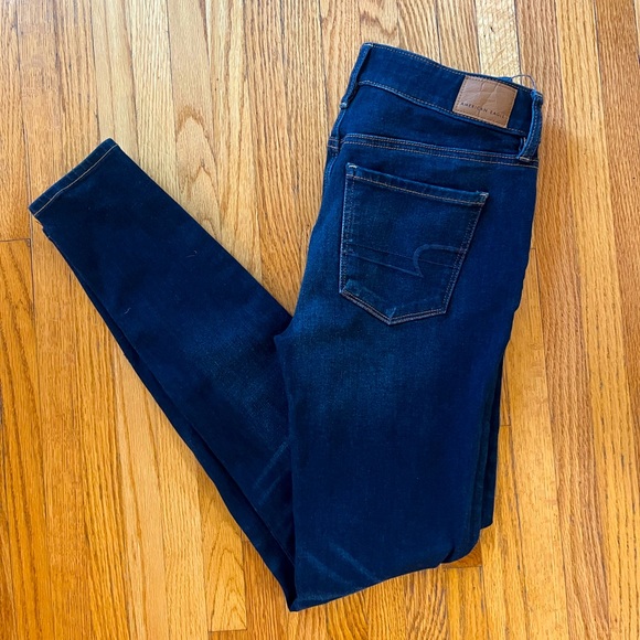 American Eagle Outfitters Denim - American Eagle (The Dream Jean), Skinny Jean - Size 4